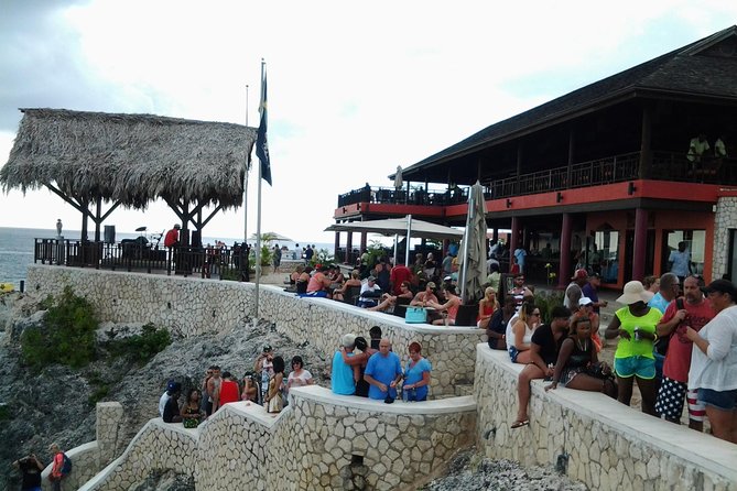 Montego Bay Excursion Negril 7 Miles Beach, Rick's Cafe and Time Square Shopping - 7-Mile Beach Time: The Part Most People Actually Came For