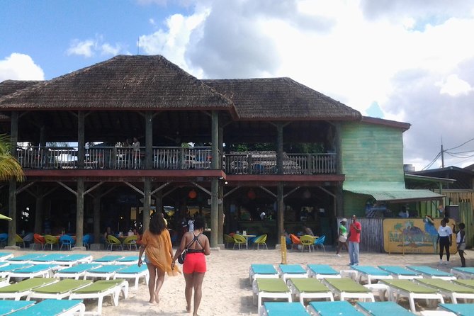 Montego Bay Excursion Negril 7 Miles Beach, Rick's Cafe and Time Square Shopping - Who This Negril Excursion Fits Best