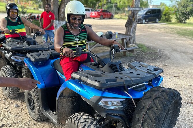Montego Bay Excursion Tour - Akeem’s service style: friendly, reliable, and safety-minded