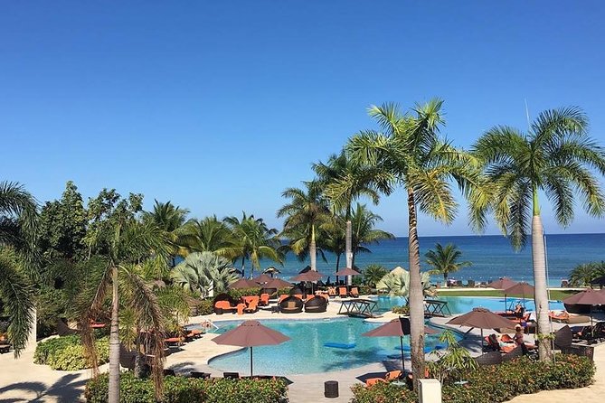 Montego Bay Highlights Tour from Montego Bay - Hip Strip time: shops, bars, beaches, and easy people-watching