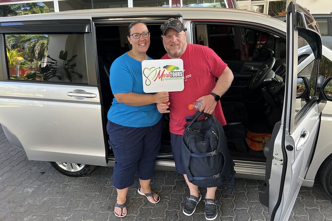 Montego Bay Hotels Airport/Cruise Port Transfers - What the Driver Experience Looks Like, Sign-in and First-Stop Route