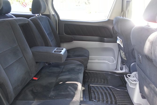 Montego Bay Hotels Airport Private Transfer - From airport to hotel: what the meet-and-ride feels like