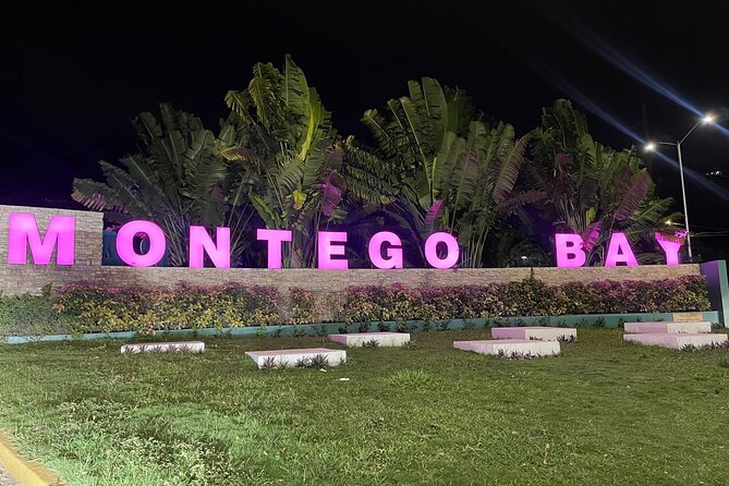 Montego Bay Hotels Private Transfers - The Arrival Plan, From Landing to the Private Transfer Sign