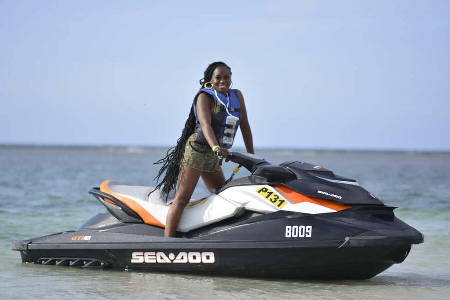 Montego Bay: Jet Ski & Beach with Private Transport - Tropical Bliss beach time, how to make the most of it