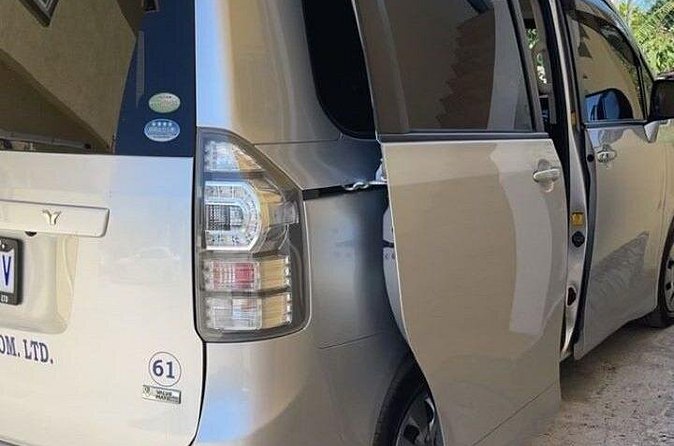 Montego Bay Private Airport Transfers - Round Trip - Price and Value: Is $25 Per Person a Good Deal?