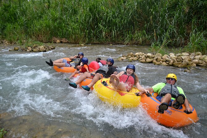Montego Bay River Tubing & Bamboo Beach Club + Lunch & Cocktails - Stop 1: Rio Bueno river tubing, what to expect in the water