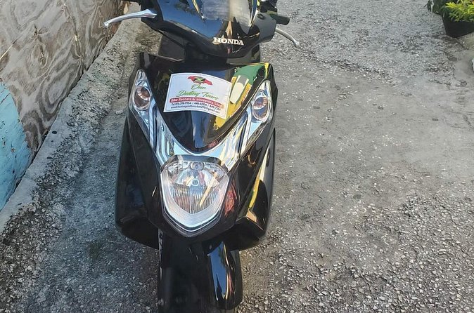 Montego Bay Scooter Rentals - Negril and Ocho Rios by scooter: when you want a bigger day