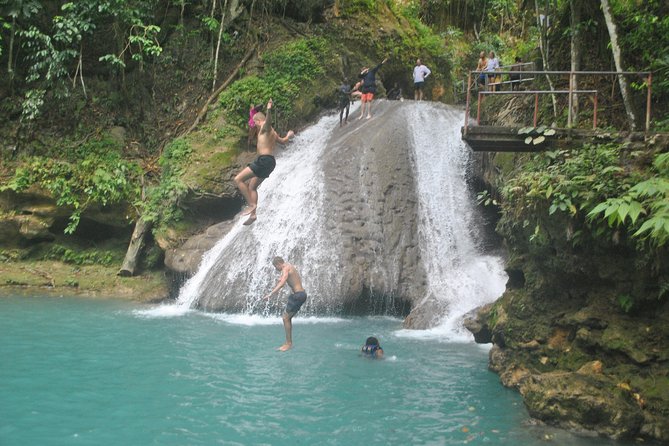 Montego Bay Shore Excursion: Blue Hole & Secret Falls Tour plus Shopping - Getting from Montego Bay to Ocho Rios without turning it into a chore