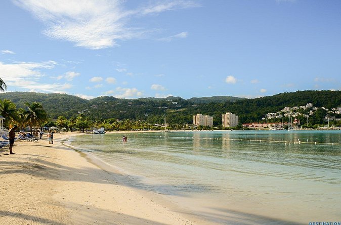 Montego Bay Sightseeing and Shopping Tour - Stop 2 at the Craft Market: Turning Browsing Into Better Souvenirs
