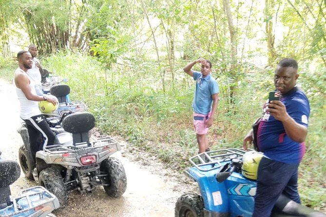 Montegobay ATV Riding - The pre-ride comfort: pickup, bottled water, and music systems
