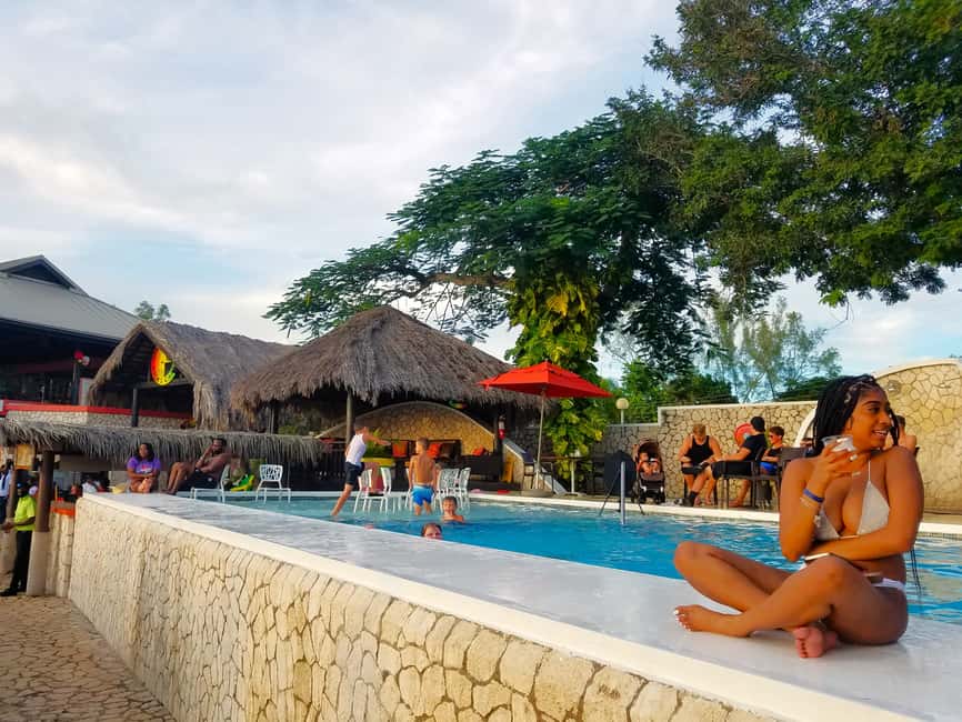 Negril Beach Experience & Rick's Cafe from Montego Bay - What to Eat in Negril, Jerk Chicken Without Overthinking