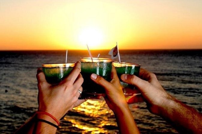 Negril Beach Experience & Rick's Cafe from Negril - Optional cliff diving: how to decide before you reach the edge