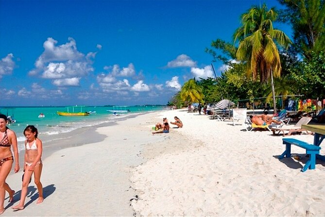 Negril Beach, Ricks Cafe and Margaritaville from Montego Bay - Margaritaville After Dark: nightlife on the Hip Strip and Club 2727