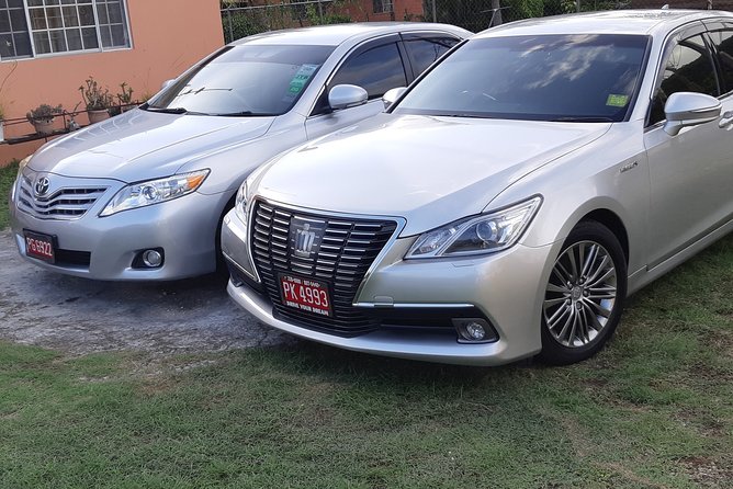 Negril Hotels Transfers to Montego Bay Airport - Private pickup in Negril, with driver waiting at the hotel lounge