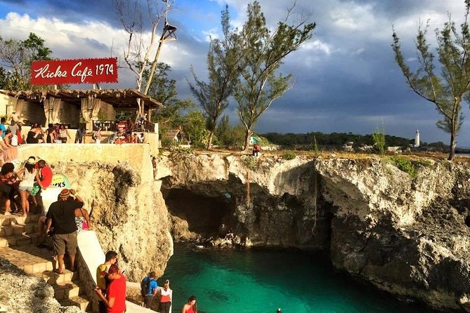 Negril Ricks cruise PLUS Booby Cay Lobster & Cave Snorkeling - Key highlights at a glance