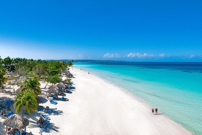 Negrils Seven Miles Beach, Rick's cafe and Parasailing Tour. - Getting from Montego Bay to Negril, with comfort that actually matters