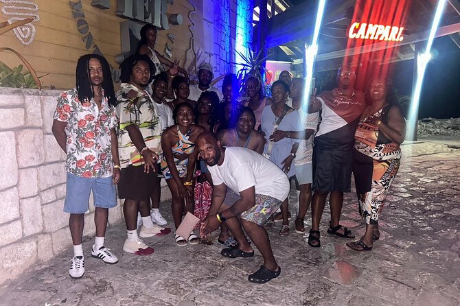 Night-life Party Club 2727 pick up and drop off in Montego Bay - Meeting the driver and getting to Club 2727 safely
