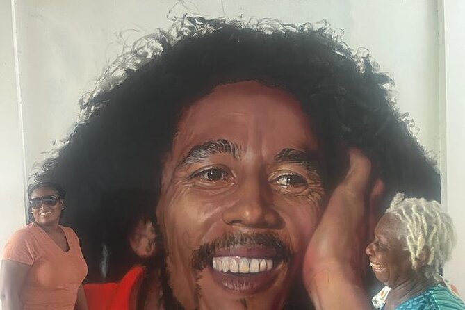 Nine Mile Reggae & History Guided Tour to Bob Marley's Birthplace - Time on the road vs. time on site