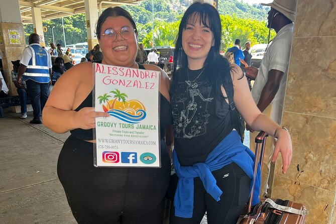 Ocean Coral Spring & Ocean Eden Bay Montego Bay Airport Transfer - The arrival handoff: getting from curbside to vacation
