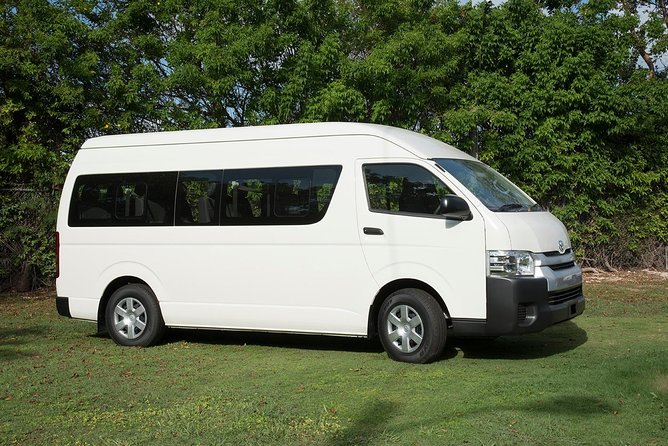 Ocean Eden Bay Montego Bay Airport Transfers - Meeting your driver at MBJ: how to avoid the airport scramble