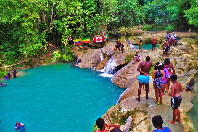 Ocho Rios: Amazing Blue Hole and Chill at Reggae Hill - The food at Reggae Hill: what’s included, what costs extra