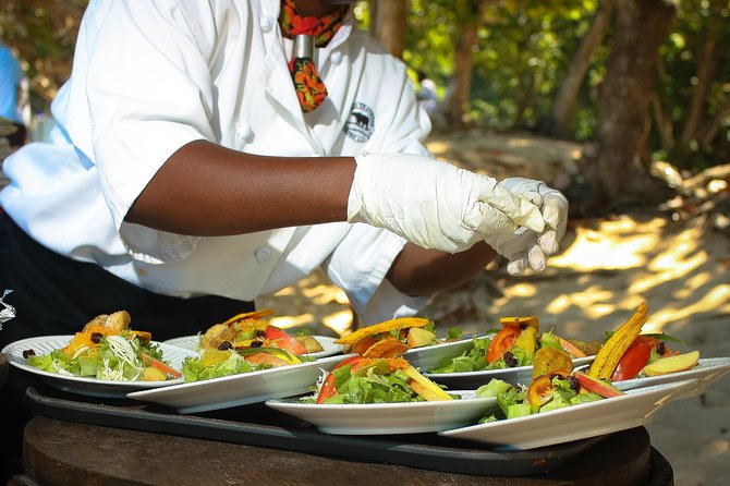 Ocho Rios: Bamboo Beach Club with Specialty Lunch & Cocktails - Timing: a 10:00 am start and about five hours of beach time