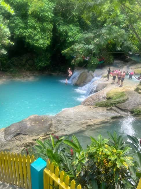 Ocho Rios: Blue Hole and Bamboo River Rafting - What to bring and what not to bring, so you do not lose time