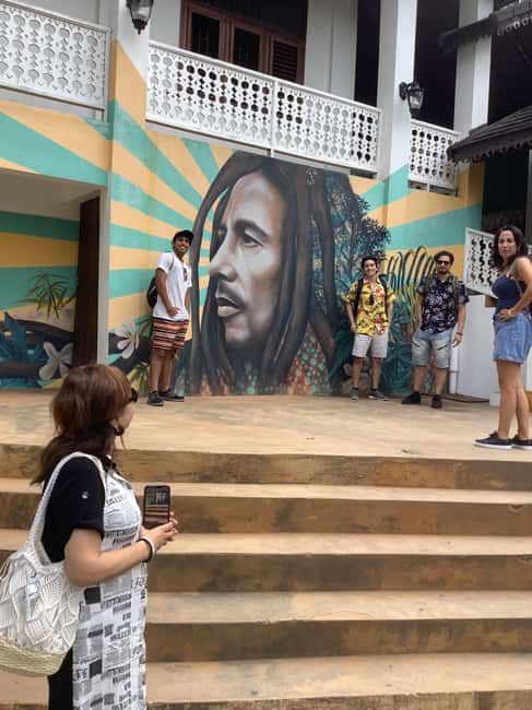 Ocho Rios: Bob Marley Museum and Nine Mile Guided Tour - Rastafarian guide in Nine Mile, where the stories connect to the songs