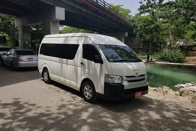 Ocho Rios Hotels Airport Private Transfer (MBJ) - The 1 to 2 Hour Ride to Ocho Rios, and What You Should Expect