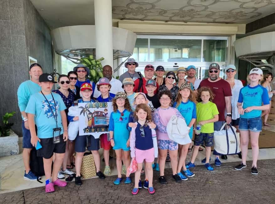 Ocho Rios: Konoko Falls, Fern Gully, and Shopping Tour - Taj Mahal Shopping Center: 30 to 60 minutes for value buys