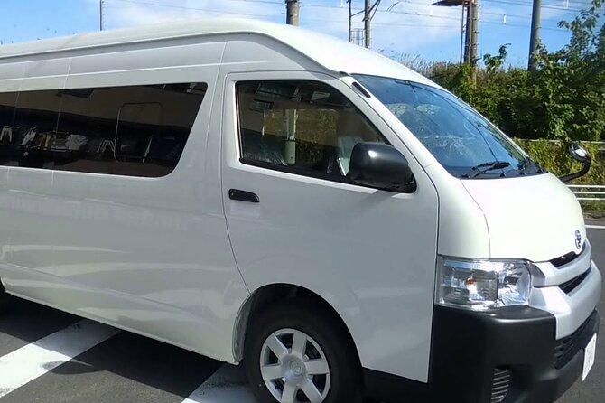 Ocho Rios Private Airport Transfer - First stop: MBJ arrivals and the name-board meet-up