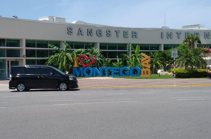 Ocho Rios Private Airport Transfer - Your ride experience, step by step