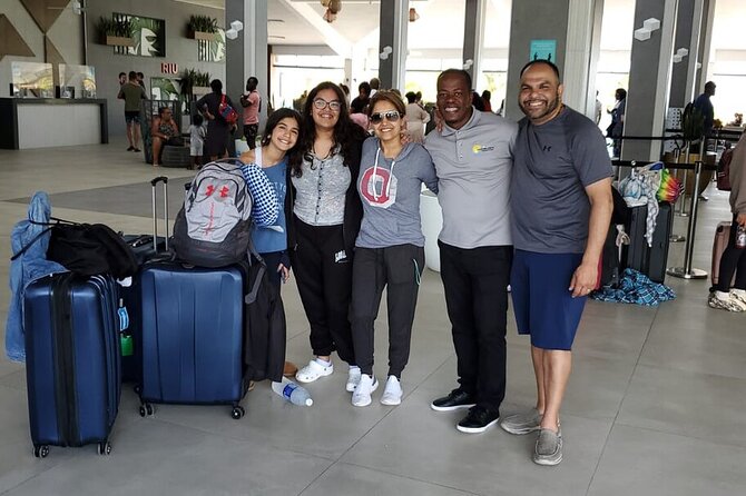 Ocho Rios Private Airport Transfer - Should you book this MBJ to Ocho Rios transfer?