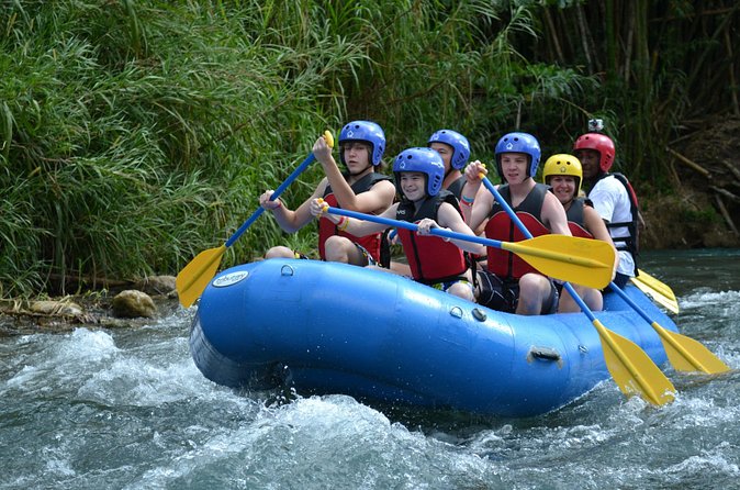 Ocho Rios Shore Excursion: River Rafting and Beach Adventure - Equipment and guidance: what’s included and what you should bring