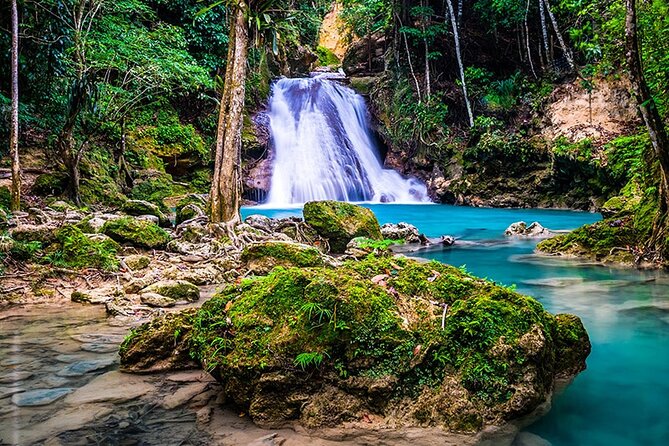 Ocho Rios Water Action Package (Blue Hole, Tubing & Dunns River) - What you are really buying: a no-wait Ocho Rios water day