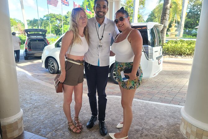 One way Private transfer from Airport to Resorts - Inside the Vehicle, Comfort First (AC, Panoramic Windows, Water)