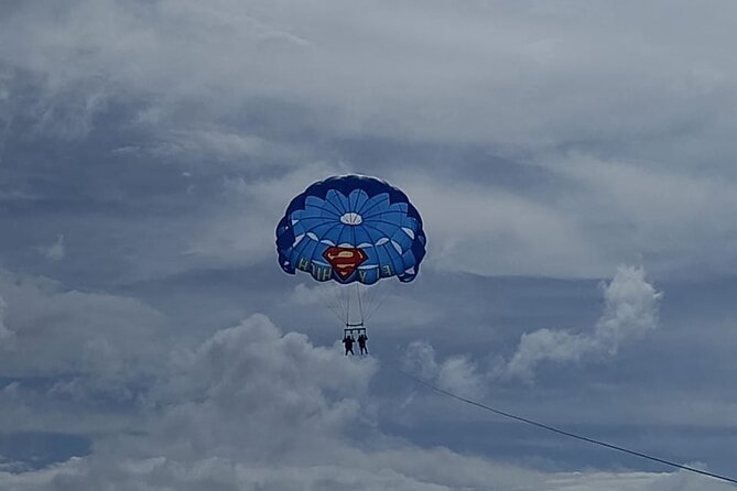 Parasailing, Blue Hole Mineral Spring, Seven Mile Beach - Key highlights at a glance