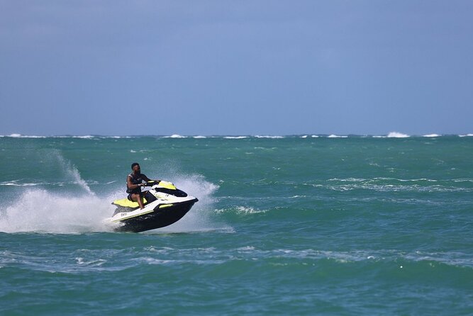 Parasailing & Jet Ski-Combo in Montego Bay - The 15-minute hop to parasailing, and what it changes