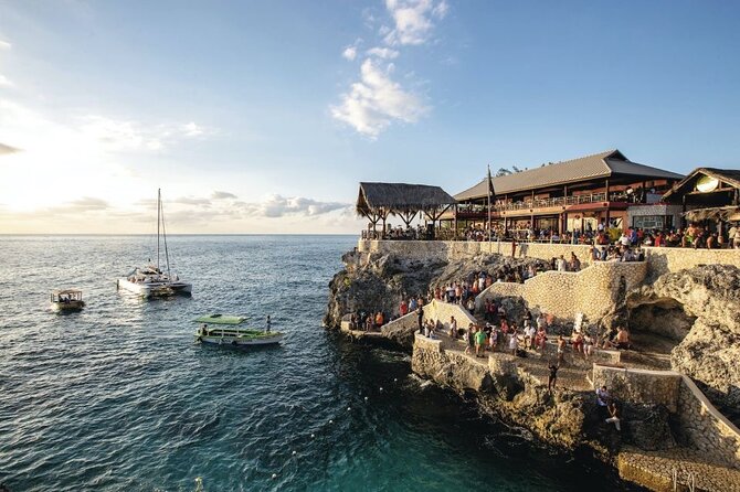 PARTY Catamaran Cruise with Snorkeling Rick's Cafe ADULTS ONLY - Life onboard: reggae energy and a practical crowd size
