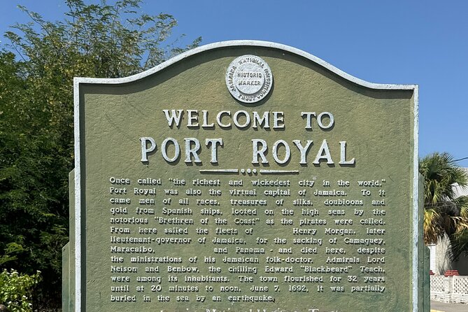Port Royal (UNESCO World Heritage site)and Downtown Kingston Tour - Port Royal and Fort Charles: getting the context fast