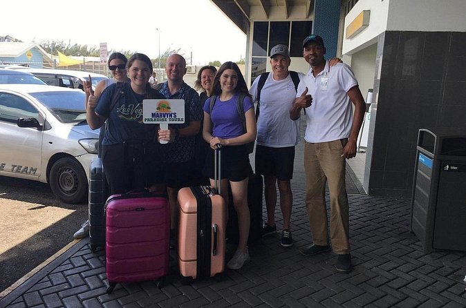Private Airport Transfer from Ian Fleming Airport to Ocho Rios - Optional Stops for Food or a Cold Beer, Without Breaking the Flow
