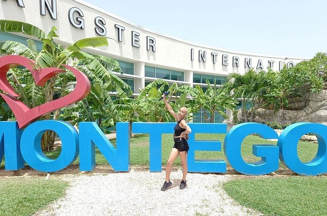 Private Airport Transfer from MBJ to Ocho Rios - Who should book this private transfer to Ocho Rios?