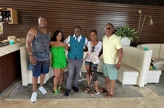 Private Airport Transfer Montego Bay Airport to Negril (One-Way) - Spotting standout drivers: Kenroy’s name comes up a lot
