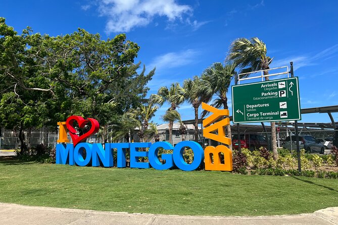Private Airport Transfer Montego Bay hotels and Falmouth Hotels - Round-Trip Convenience Back to MBJ, Without Rebook Stress