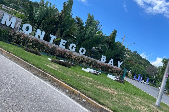 Private Airport Transfer Montego Bay hotels and Falmouth Hotels - Meeting at Section A, Then Being Done With the Airport Hassle