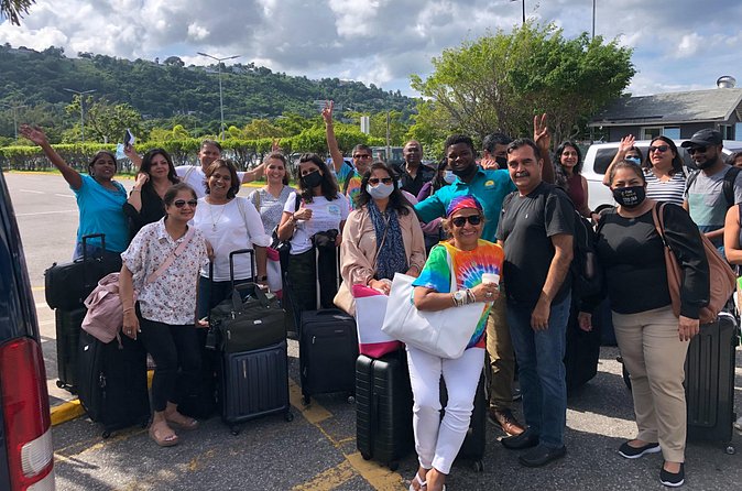 Private Airport Transfer Negril Hotels - The Pickup Flow: Finding the Car Fast and Feeling Looked After
