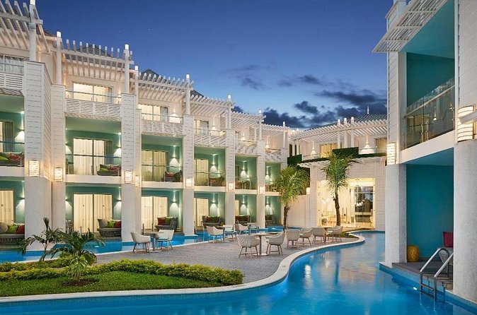 Private Airport Transfer to Azul Beach Resort Negril - Price and Value: When $53.35 Per Person Makes Sense