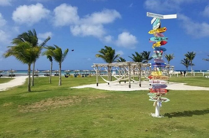 Private Airport Transfer to Excellence, Ocean Coral and Royalton - How the destination transfer works for Excellence, Ocean Coral, and Royalton