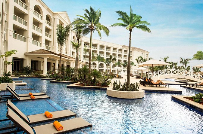 Private Airport Transfer to Hyatt Rose Hall Resort - The Best Time to Book (And What to Do If You’re Close to Departure)