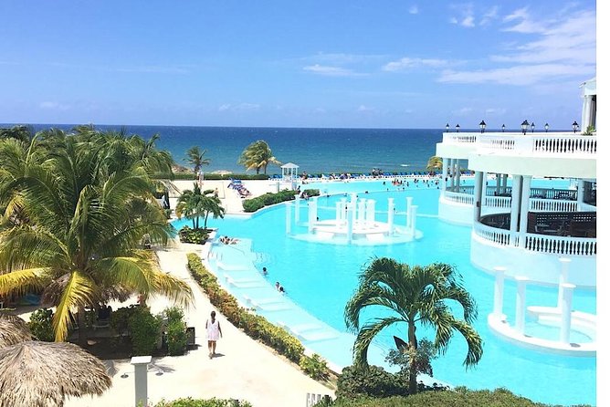 Private Airport Transfer to Lady Hamilton and Grand Palladium - Price Check: Is $108 Per Person Good Value Here?